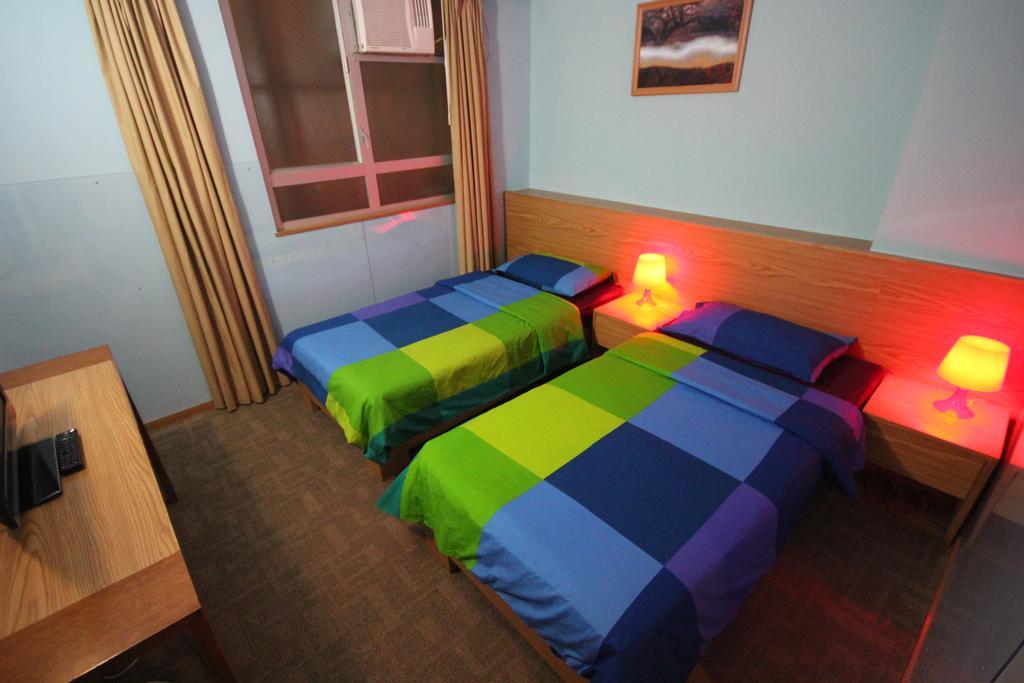 Fuji Hostel Гонконг Экстерьер фото
